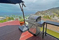 Eagle’s Nest | Voted Best Panoramic View in Avalon - 발코니
