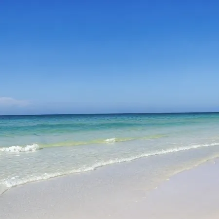 "Casa del Siesta" Mediterranean Luxury by the Beach — Pool, Spa & Private Dock