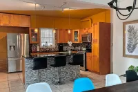 Family home in the Elmwood Village - 2-Star