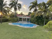 Beautiful Villa in Sosua - Walk to Beach and Downtown - Residencial Hispaniola -  Ferienhäuser
