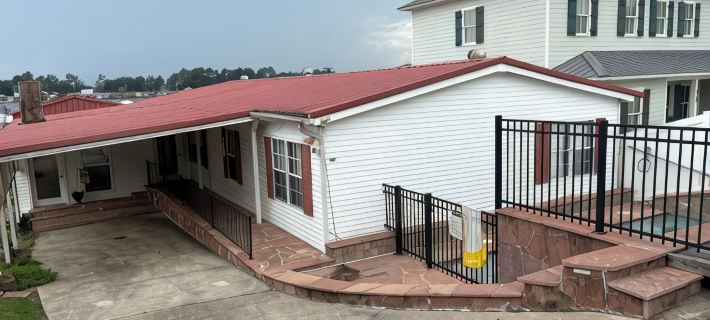 Waterfront Property w/ Private Pool .Amazing Back Deck to Sit and Water Gaze!! Hotels in Pointe Coupee Parish