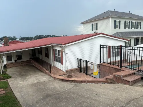 Waterfront Property w/ Private Pool .Amazing Back Deck to Sit and Water Gaze!! - 무료 와이파이