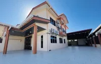 Lucky Lucky House - Villas