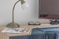 Stylish 3-Bed House in Langley|Drive - By Tempstay - 2-Star