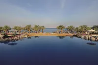منتجع وسبا موڤنبيك تالا باي العقبة - 5-نجوم