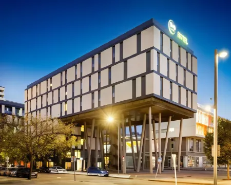 B&B HOTEL Barcelona Mataró Hoteles en Mataró