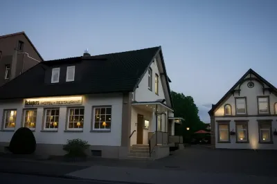 Hotel Schaper Hotel dekat Bomann Museum