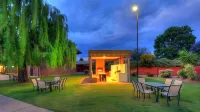 Motel Meneres Hotel di Corowa