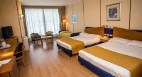 Hotel Express Aosta East Các khách sạn ở Quart