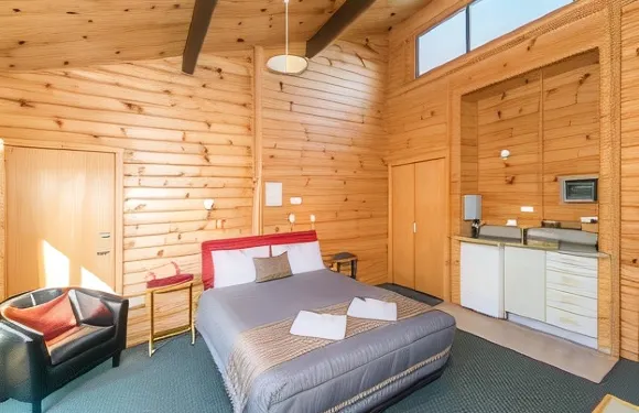 帕帕羅瓦公園汽車旅館