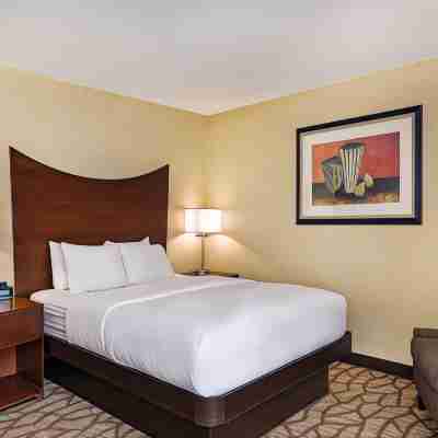 DoubleTree by Hilton Hotel Johnson City Rooms