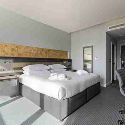 DoubleTree by Hilton Edinburgh - Queensferry Crossing Rooms