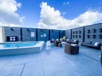 Omni Viking Lakes - Pool