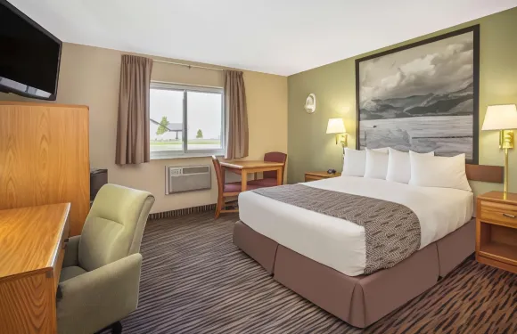 劉易斯敦速8酒店