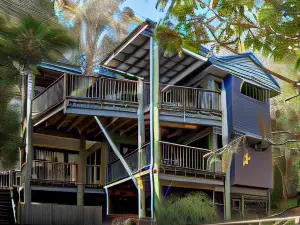 Billa Blue by Discover Stradbroke