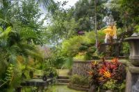 Gunung Paradis Hotel dekat Seririt Market