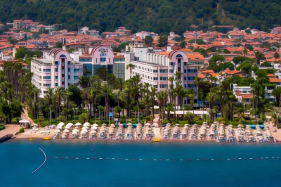 Hotel Aqua Hotels near Dolphin-Park Marmaris
