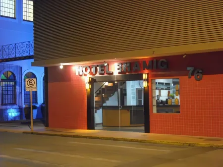 布拉米格酒店