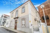 Sintra Retreat Residences by LovelyStay Hotels near National Palace of Sintra