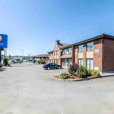 Comfort Inn Riviere-Du-Loup Hotel Exterior