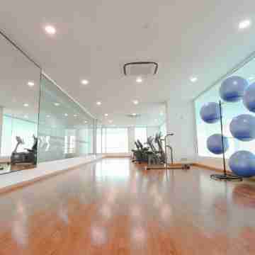 Tri Tower Suite by Uha Fitness & Recreational Facilities