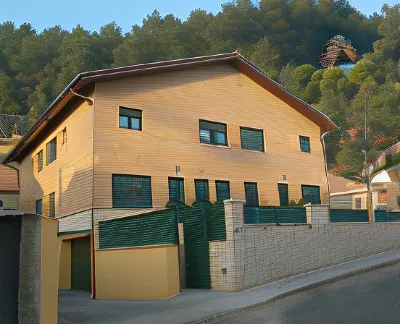 Apartahotel Rural CollaRubio Luxury Hotels near DIF Centro de Entrenamiento Funcional