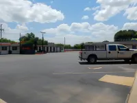 Executive Inn Pearsall - Motels