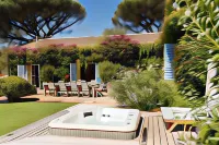 Domaine les Mésanges - Hot Tub