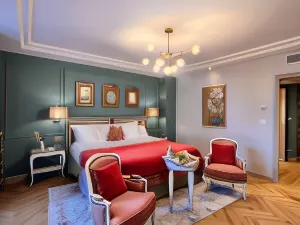 Villa Lara Hotel