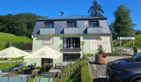 Hotel Grüner Baum Mit Restaurant & Wellness Hotels in Neunkirchen