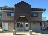 Sunrise Motel Hotel di 