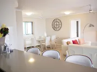Edge Apartments Cairns فنادق في كيرنز نورث