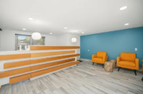 Founder's Brook Motel and Suites Hotels in Portsmouth