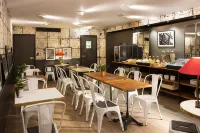 Hotel Espace Champerret Hotels in Levallois-Perret