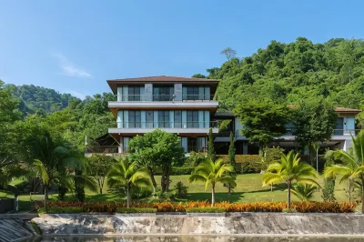 The Height Khaoyai Hotels near The BLOOM (REAL)