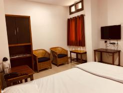 Hotel Devika