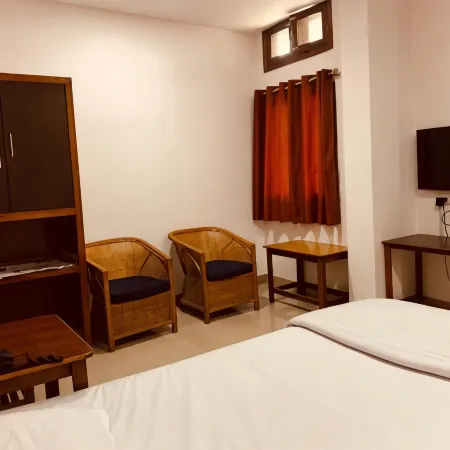 Hotel Devika