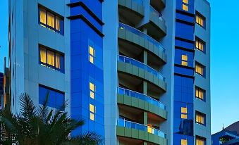 Pearl Marina Hotel Apartments LLC