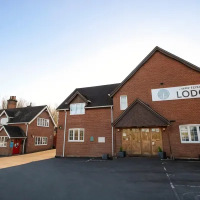 New Forest Lodge Hotels near Downton Cuckoo Fair