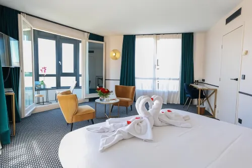 Best Western Hotel du Pont Wilson - 4 Yıldız