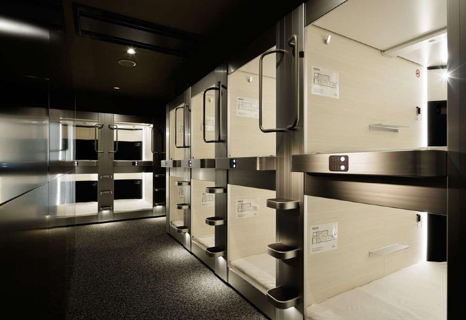 5. 캘린더 호텔..