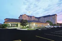 Homewood Suites by Hilton Cambridge-Waterloo, Ontario Hotels near Bob McMullen Linear Trail Entryway
