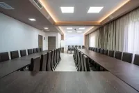 伊頓飯店