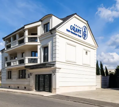 Grant Boutique Hotel Hotels near Hungarian Statue of Liberty