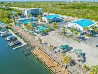 Latitude 26 Waterfront Resort and Marina Hotels near Times Square