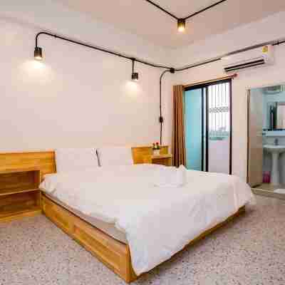 Thaphon Residence Rooms