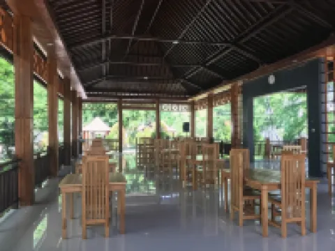 Pohon Purba Resort & Restaurant Hotels in East Lombok Regency