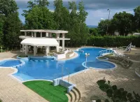 Park Hotel Bellevue - Pool
