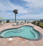Days Inn by Wyndham Daytona Oceanfront - Beach