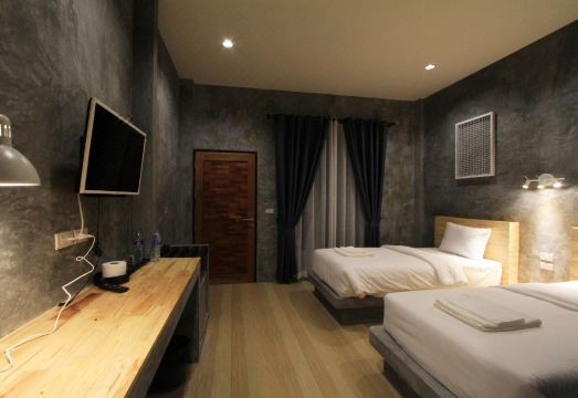 5. 타이 타니 로프..